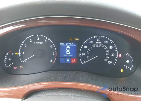 2012 Hyundai Genesis 3.8 z USA, uszkodzony, nr VIN KMHGC4DD2CU196817